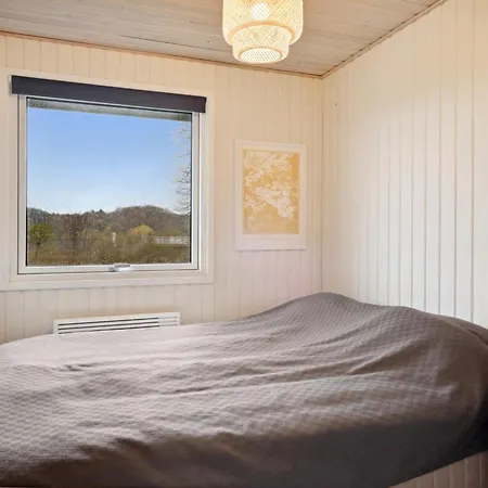 Semesterbostad Arho - 75m From The Sea By Interhome